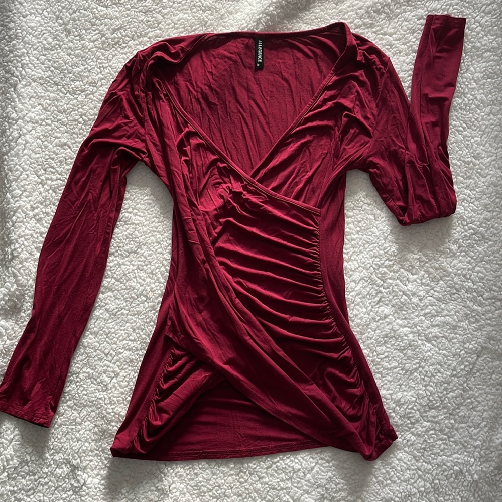 Medium maroon long sleeve